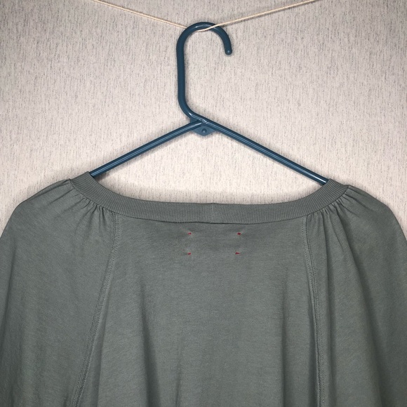 XiRENA Women’s Top Size M Blouson Sleeve Loose Fit Boxy Oversized Gray Green USA - Picture 8 of 14